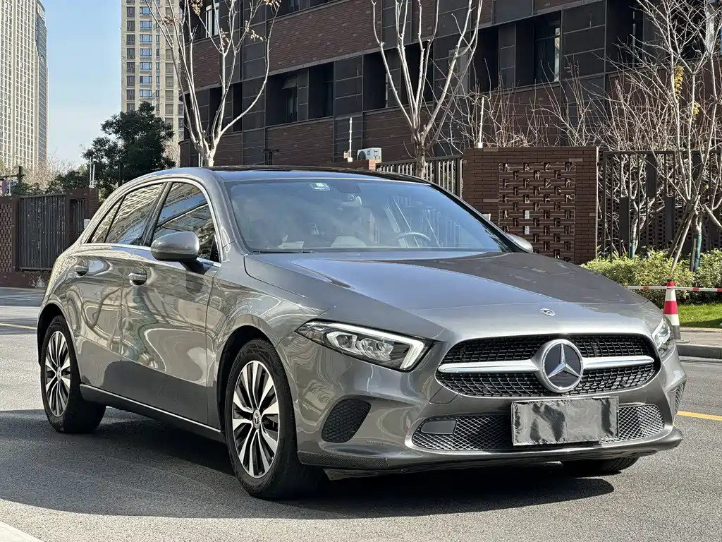 MERCEDES-BENZ A CLASS