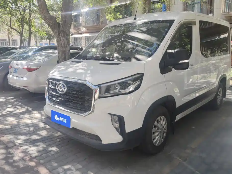 MAXUS V90