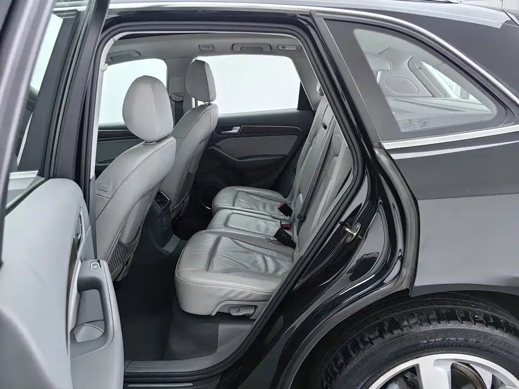 Audi Q5 — миниатюра 15
