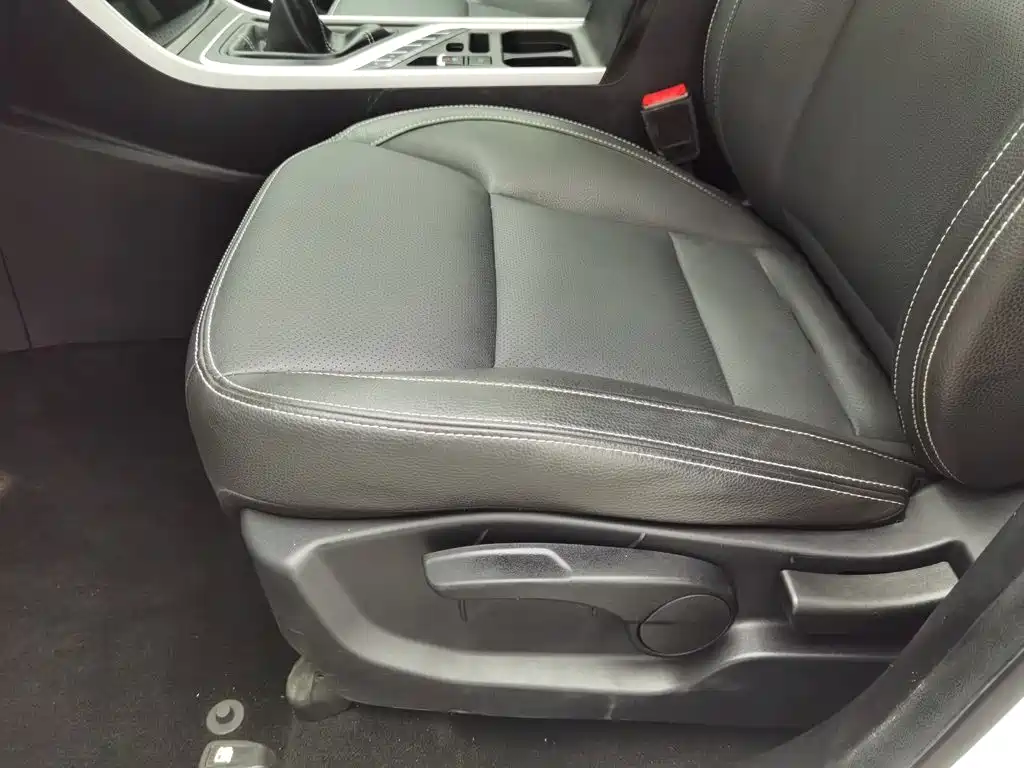 Geely Vision X6 — миниатюра 20