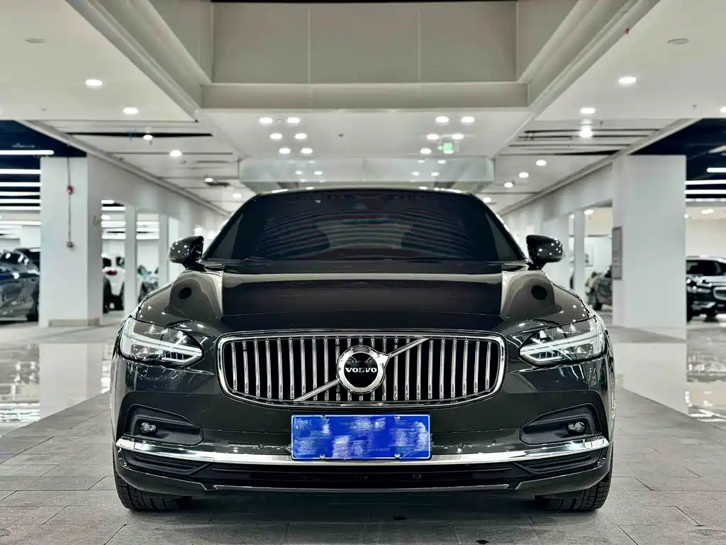 Volvo S90 2021 B5 Luxury