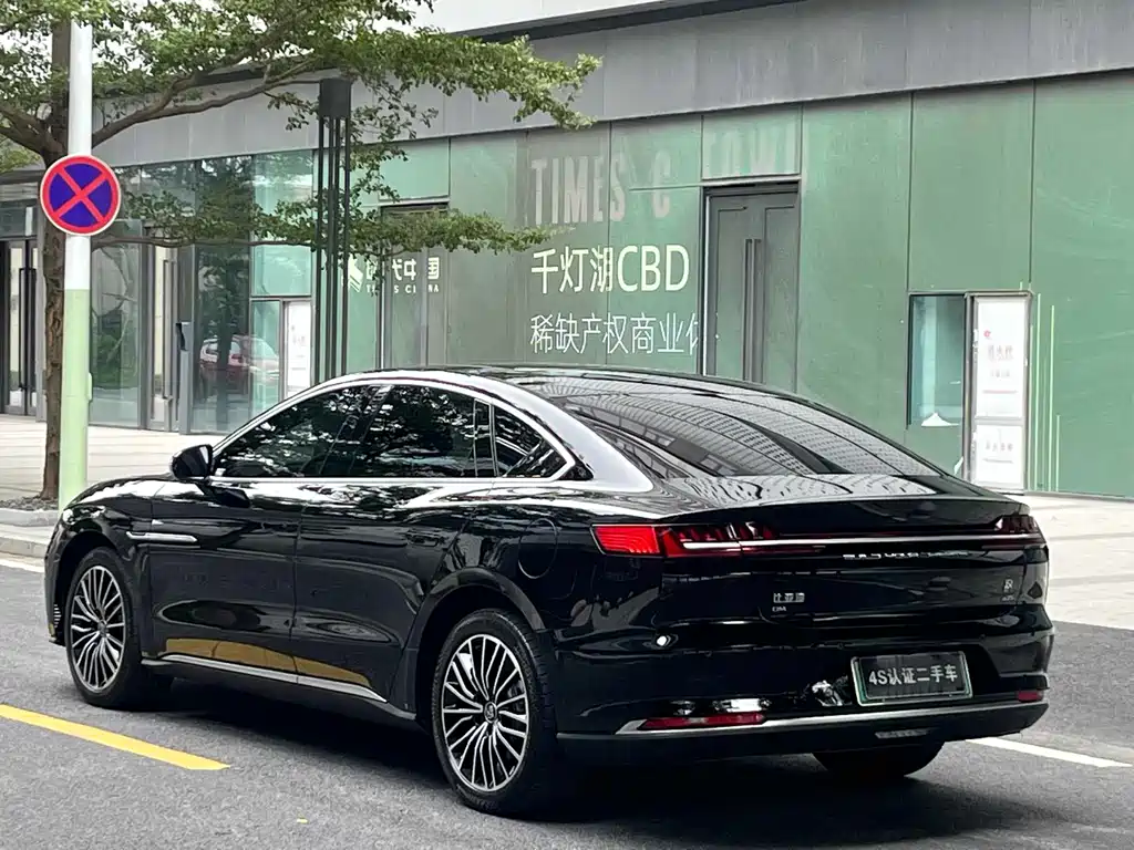 BYD Han — миниатюра 31