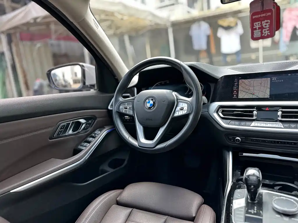 BMW 3 Series — миниатюра 21