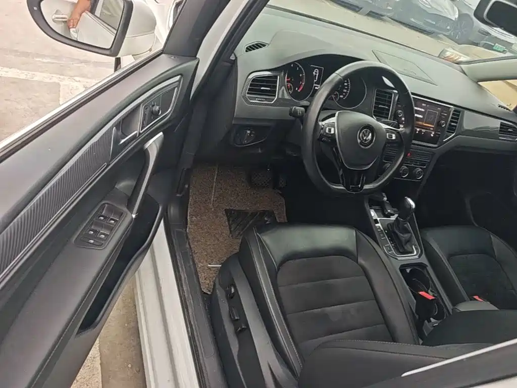 Volkswagen Golf Sportsvan — миниатюра 16