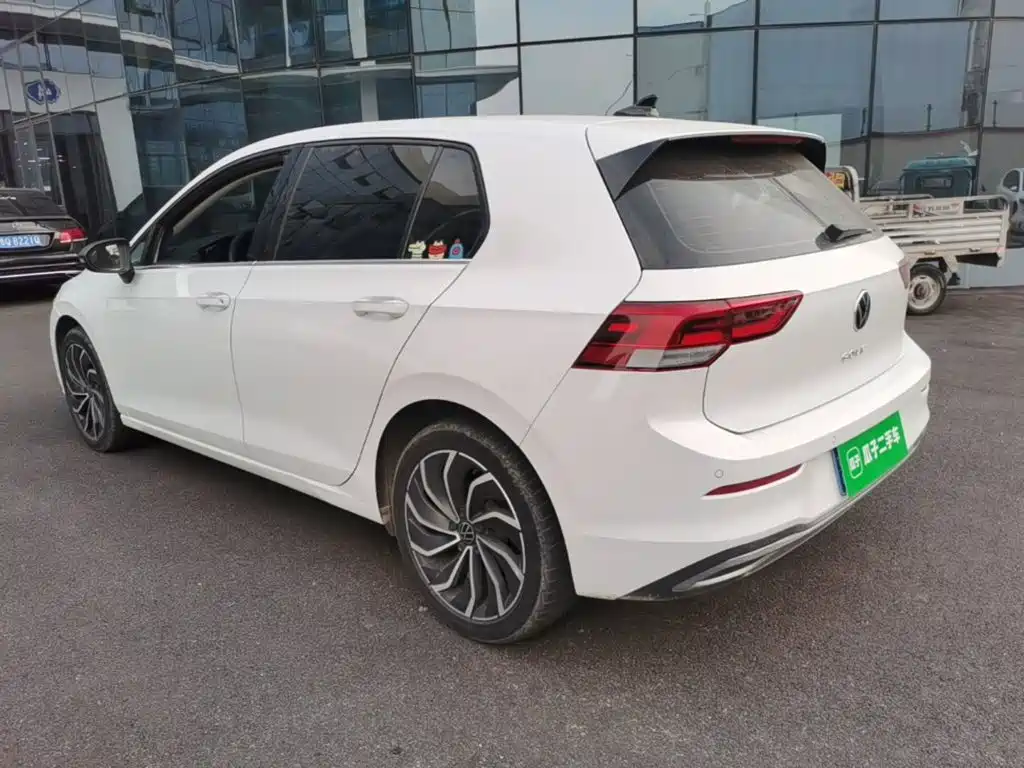 Volkswagen Golf — миниатюра 5