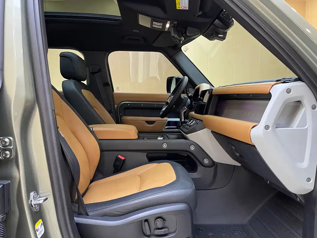 Land Rover Defender — миниатюра 6