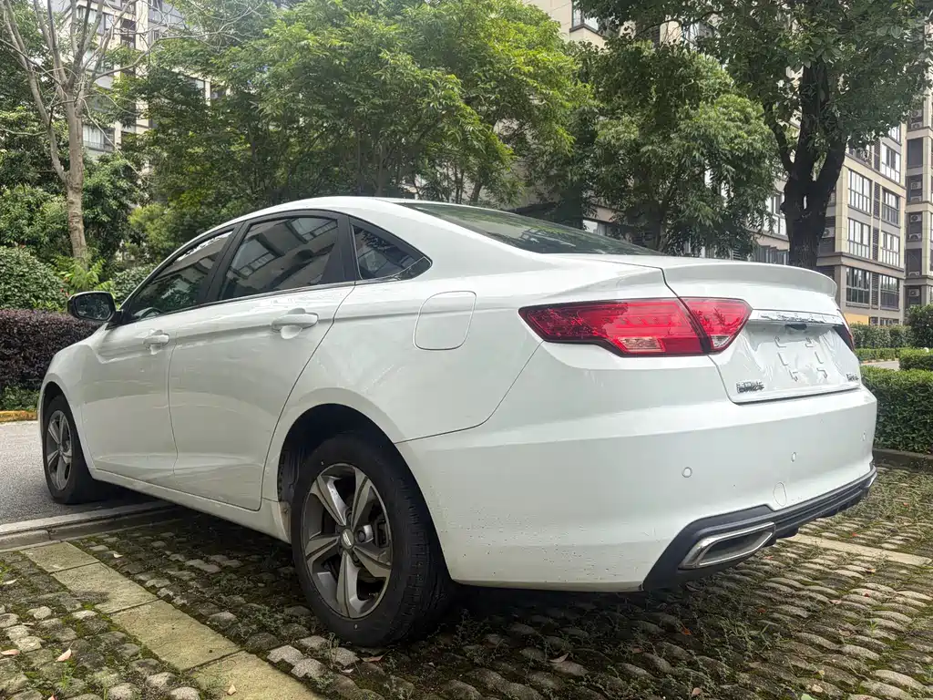 Geely Emgrand GL GL 2019 1.4T CVT Elite Smart