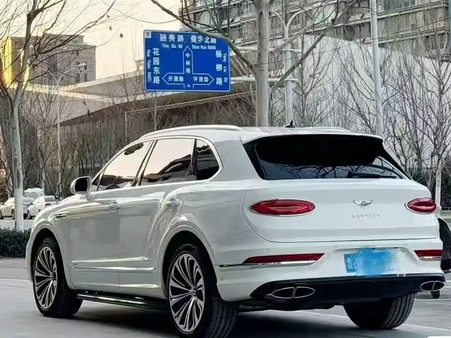 Bentley Bentayga 2022 4.0T V8