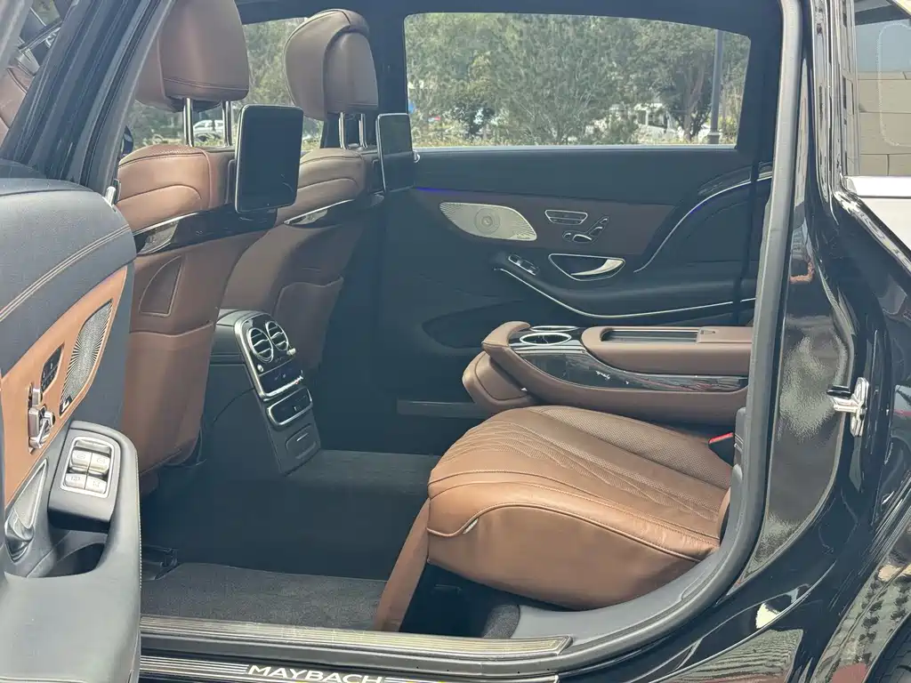 Mercedes-Benz S-Class — миниатюра 33