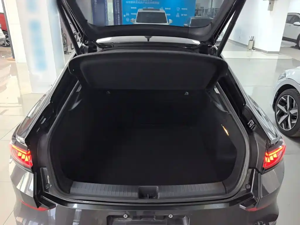 Volkswagen Lamando — миниатюра 19