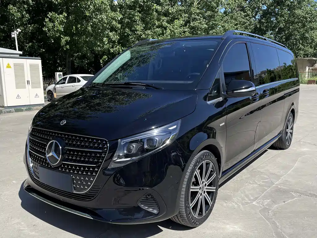 Mercedes-Benz V-Class 2024