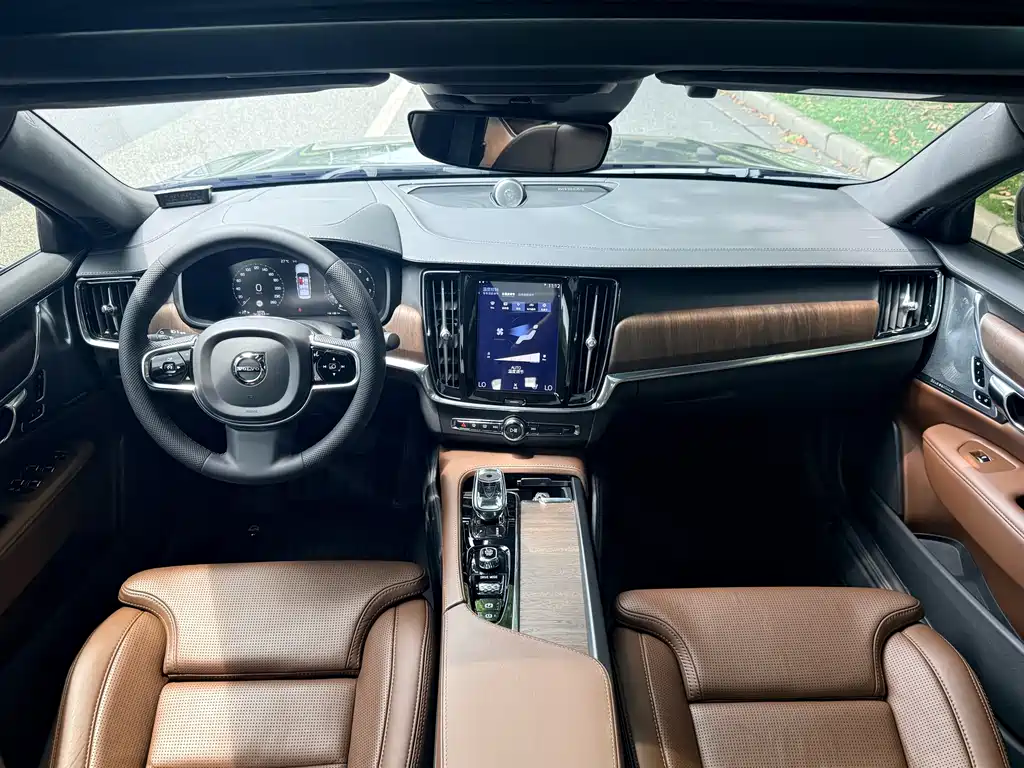 Volvo S90 2021 B5 Luxury