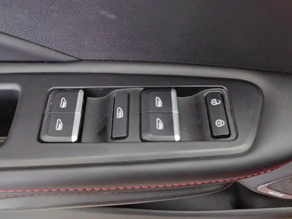 Geely Binrui — миниатюра 9