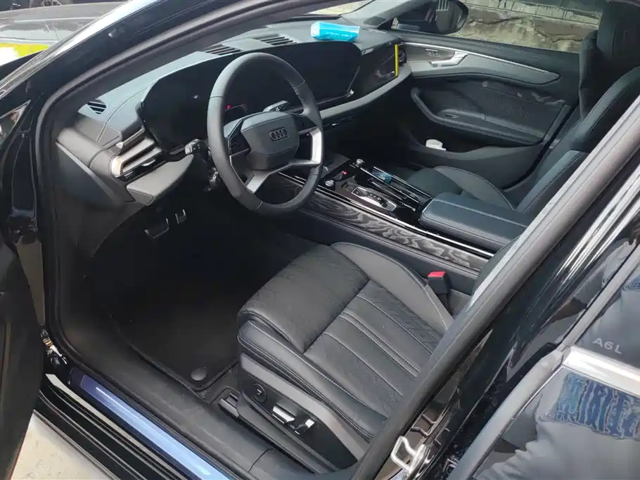 Audi A6L 2026 2.0T Premium