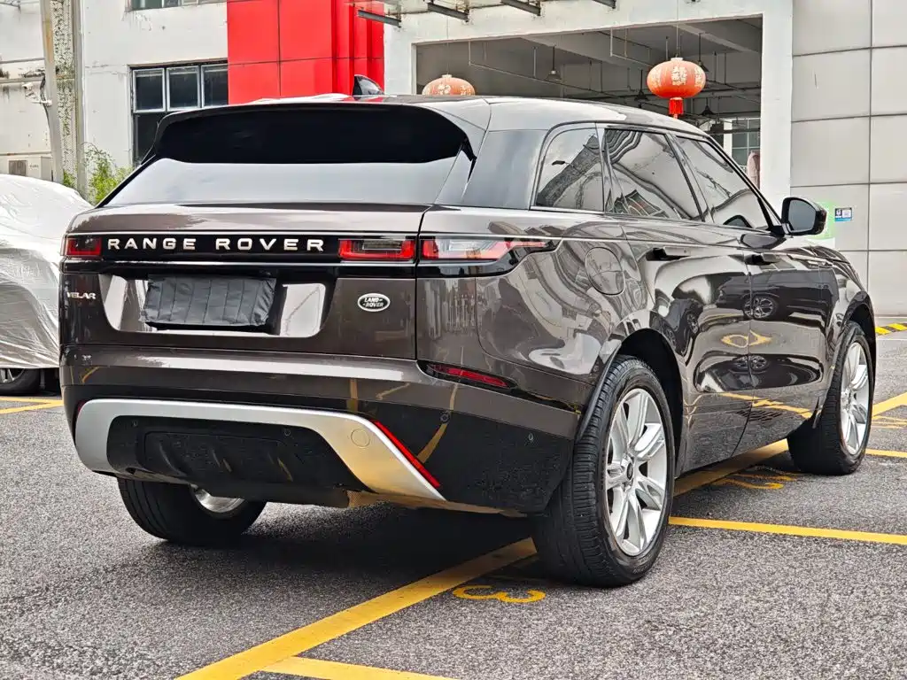 Land Rover Velar 250PS Shine Gold Collection Edition, фото 5