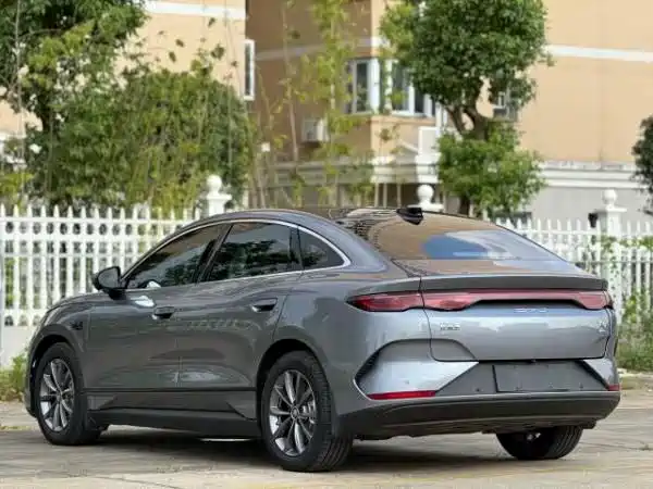 BYD Qin L — миниатюра 7