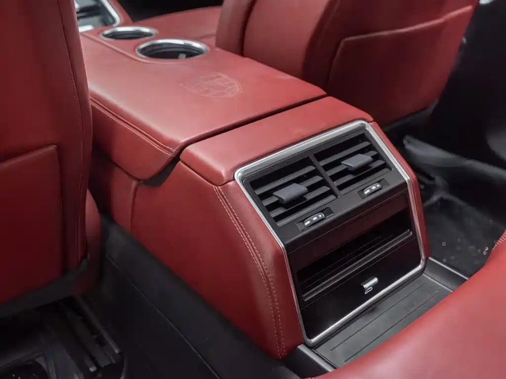 Porsche Panamera — миниатюра 12