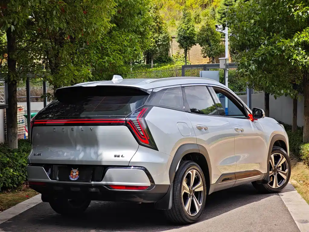 Geely Boyue L — миниатюра 4