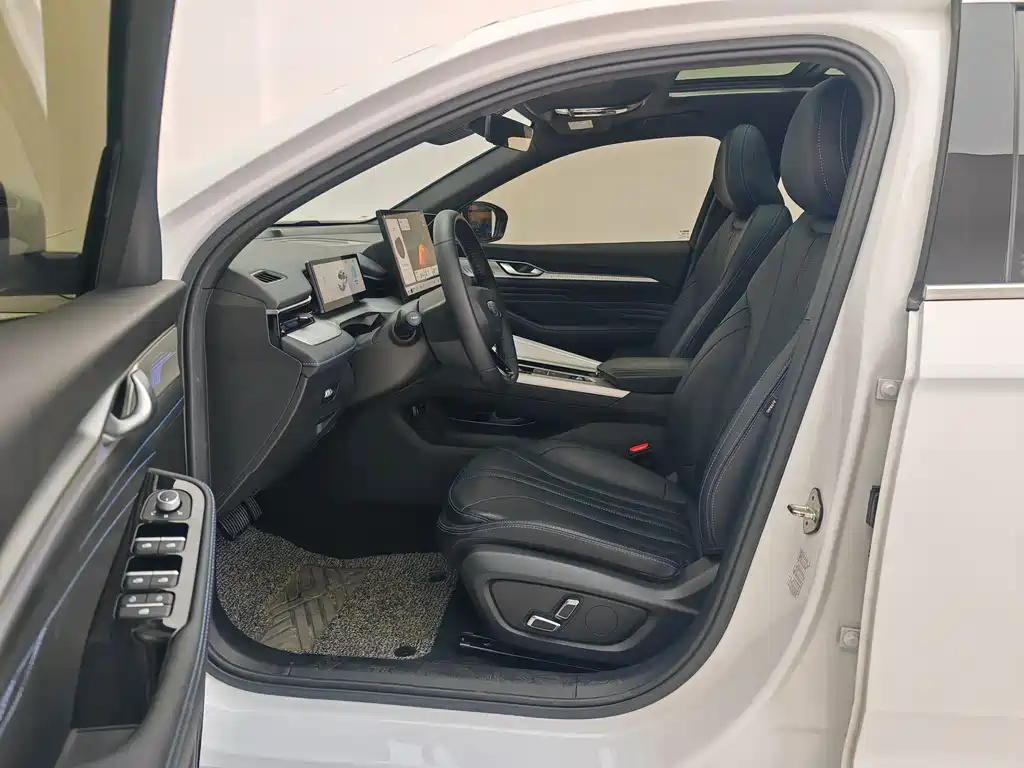 Geely Xingrui — миниатюра 5