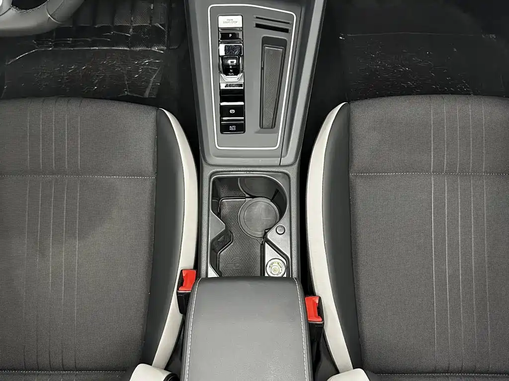 Volkswagen Golf — миниатюра 18