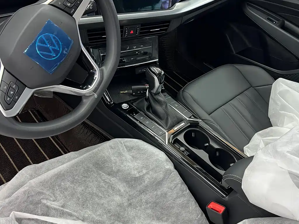 Volkswagen Passat 2025 430PHEV