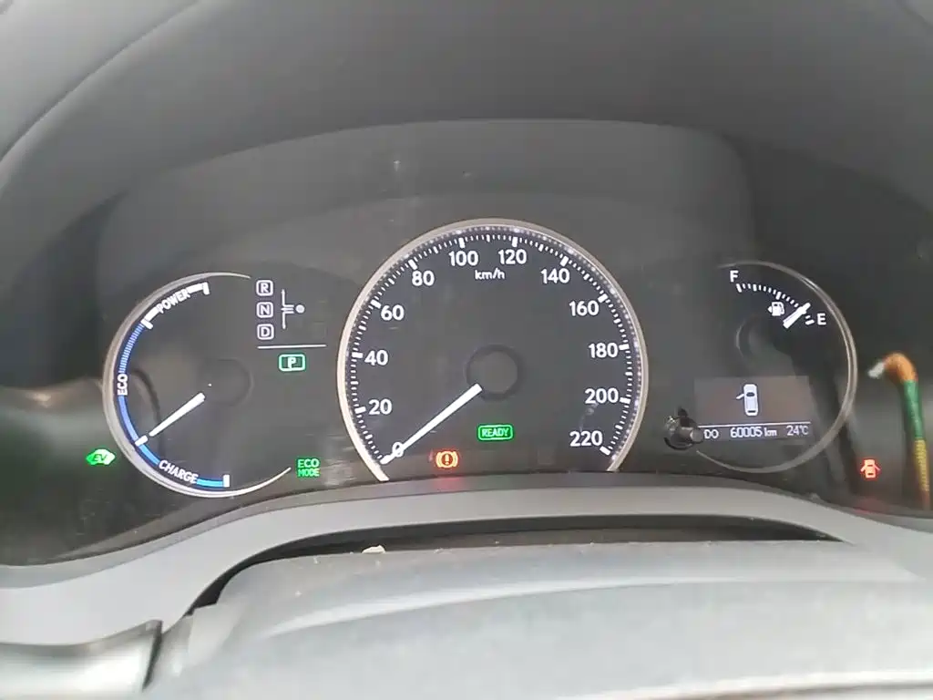 Lexus CT — миниатюра 12