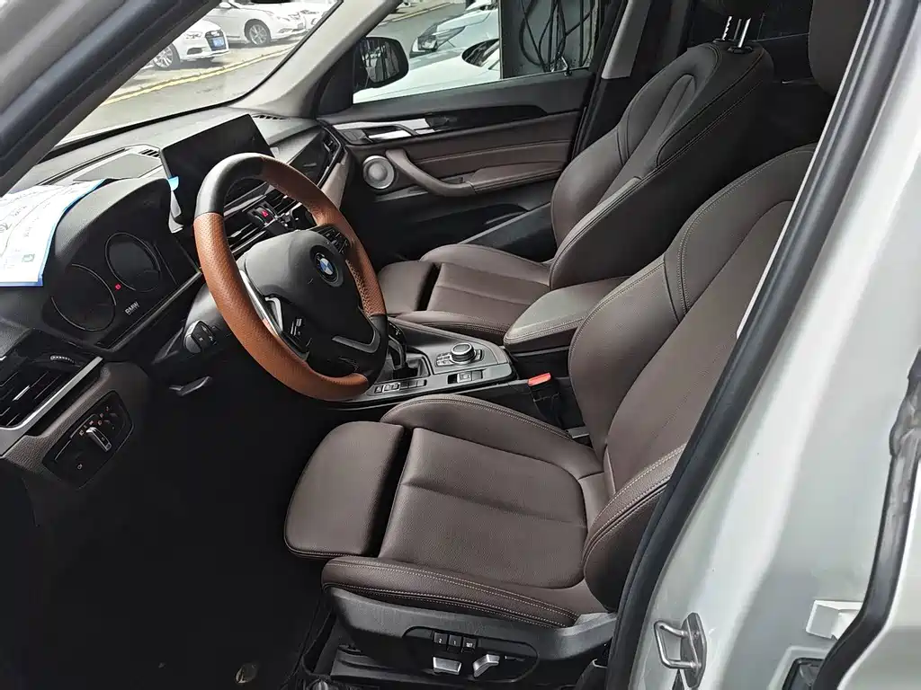 BMW X1 — миниатюра 5