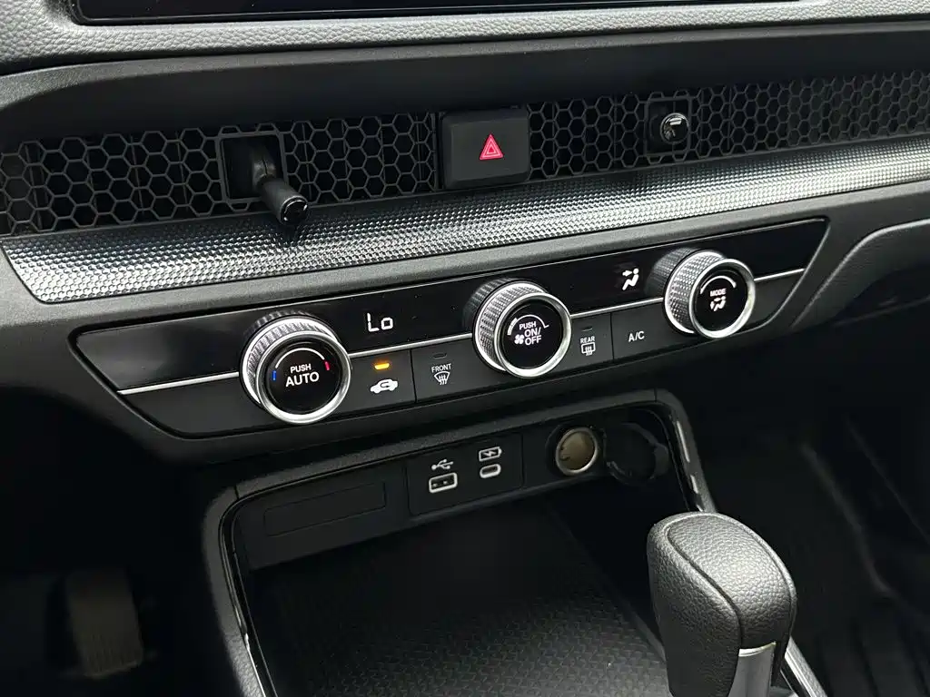 Honda CR-V — миниатюра 17