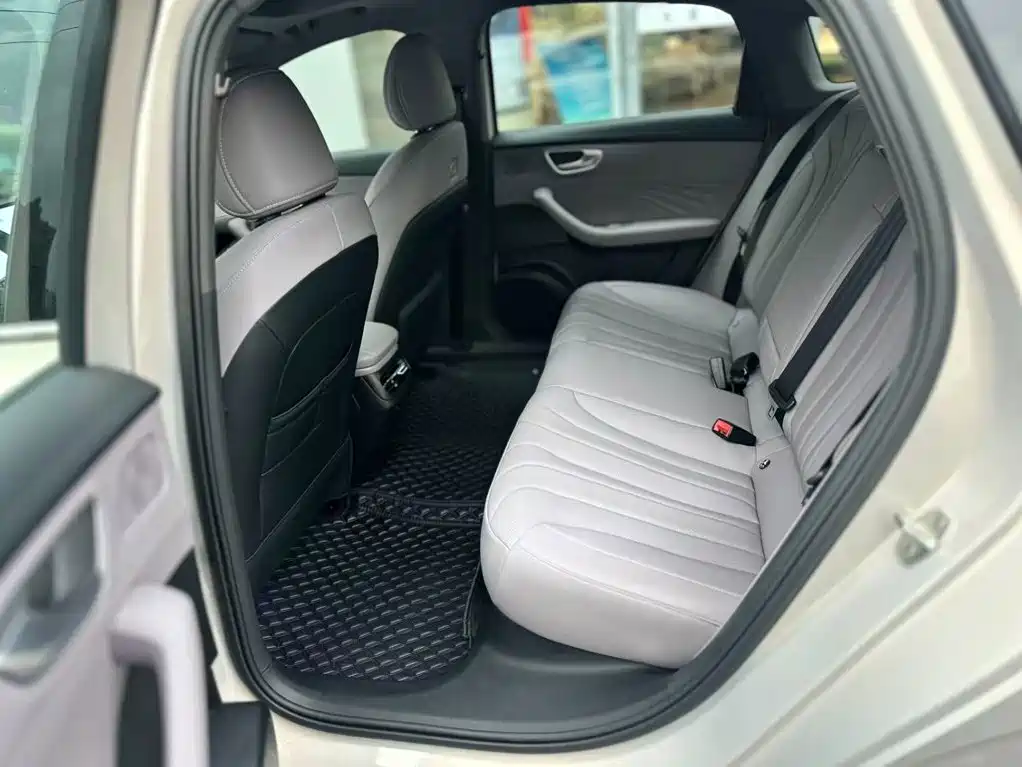 Roewe M7 DMH — миниатюра 13