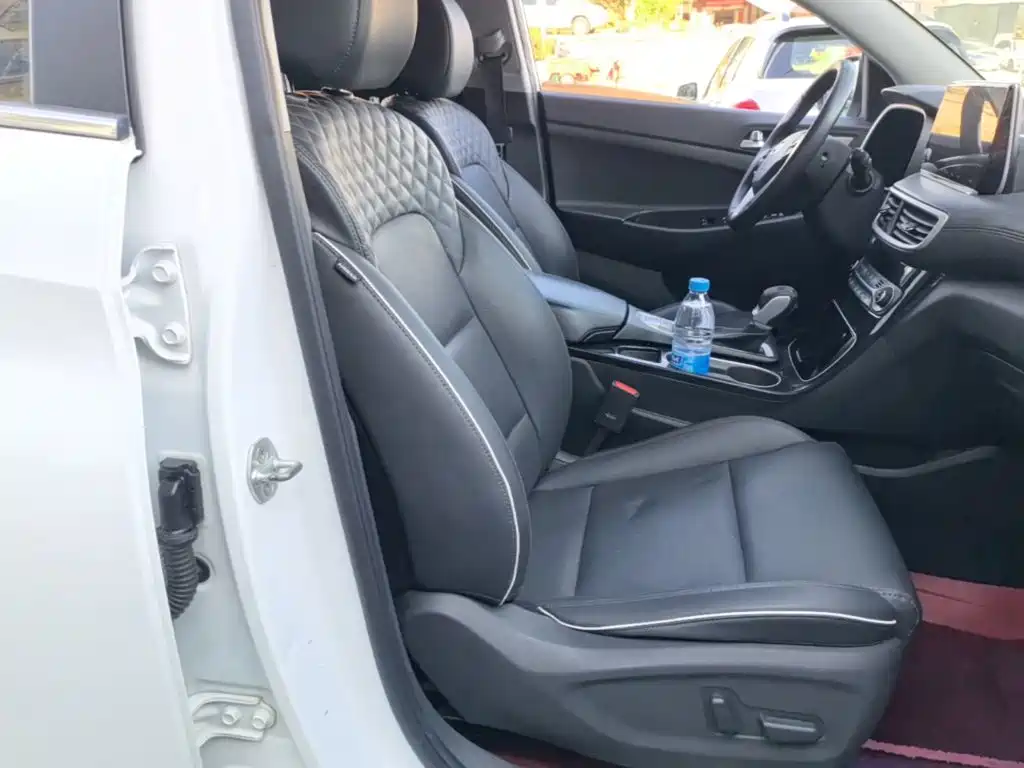 Hyundai Tucson — миниатюра 25