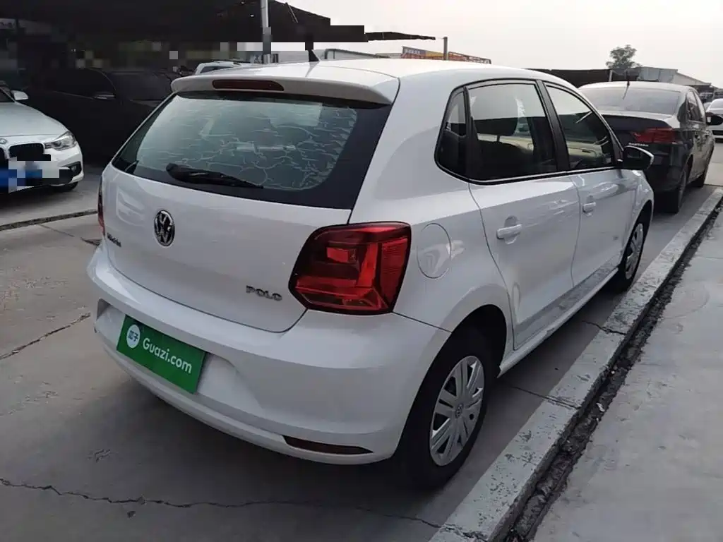 Volkswagen Polo — миниатюра 7