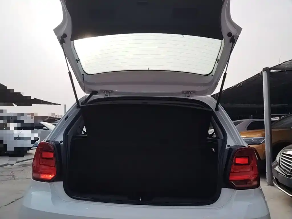 Volkswagen Polo — миниатюра 19
