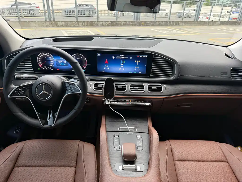 Mercedes-Benz GLE (Import) — миниатюра 14