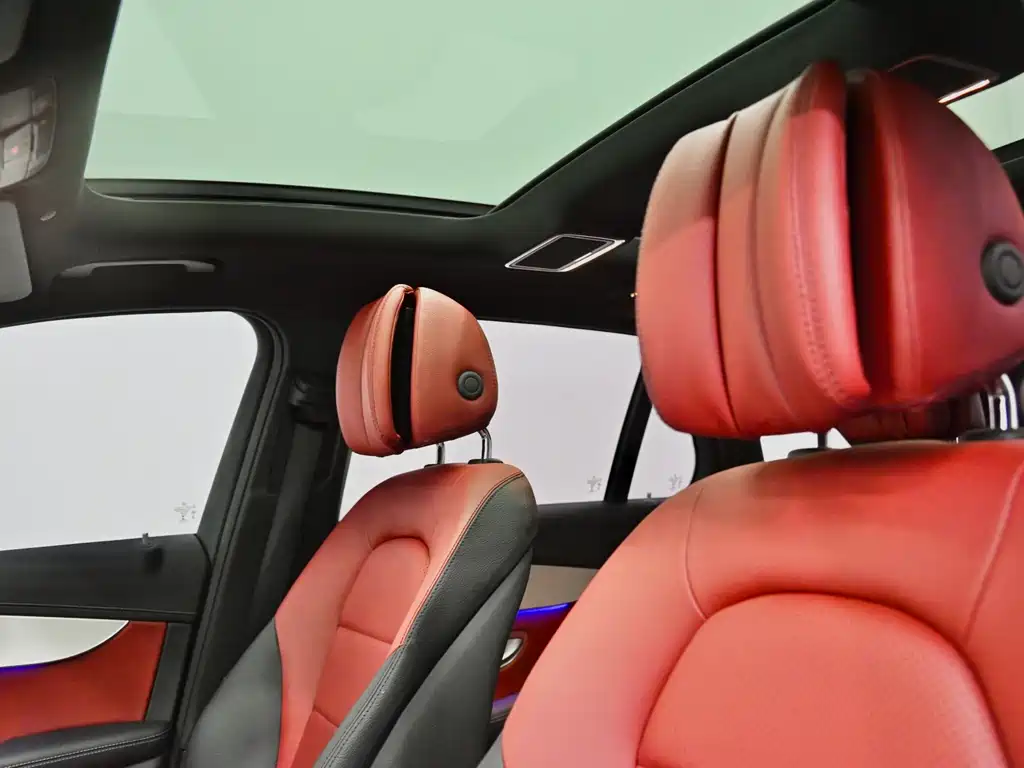 Mercedes-Benz GLC — миниатюра 12