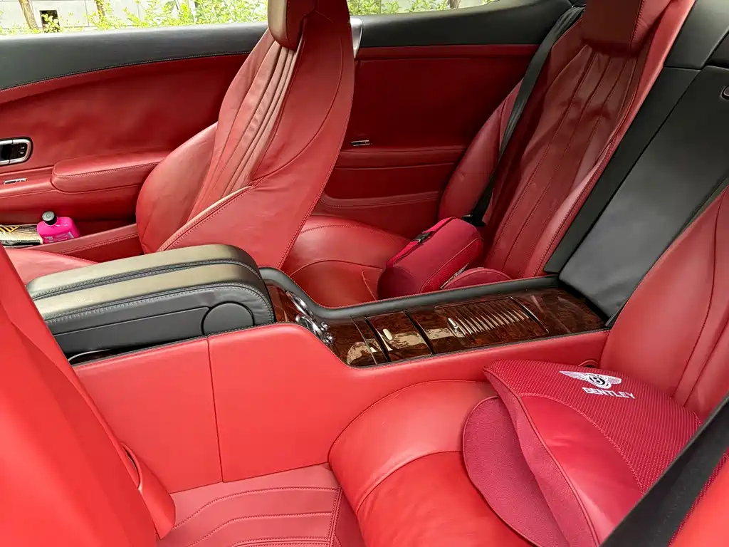 Bentley Continental — миниатюра 5