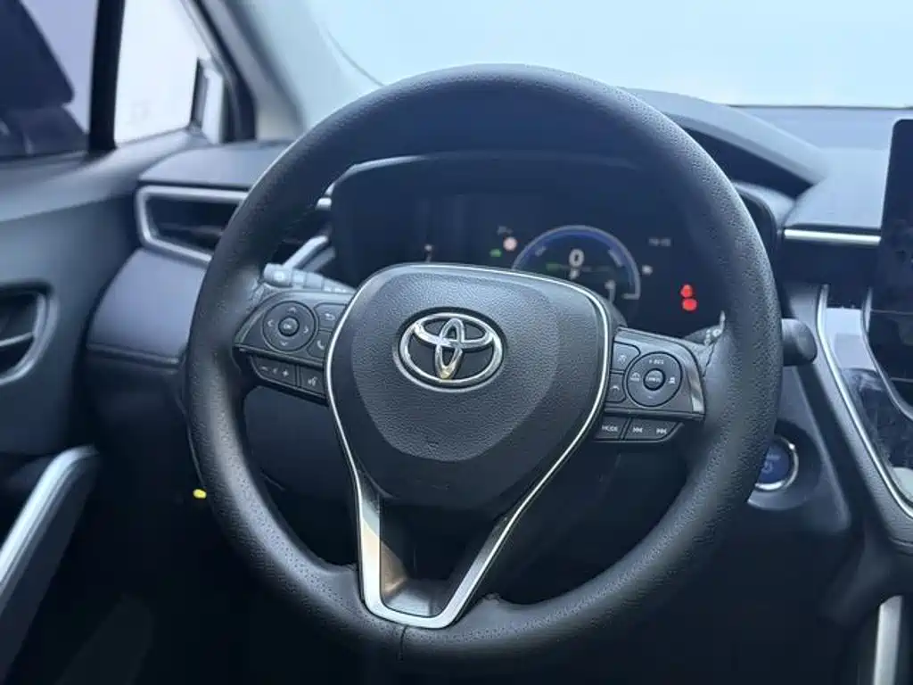 Toyota Frontlander — миниатюра 11