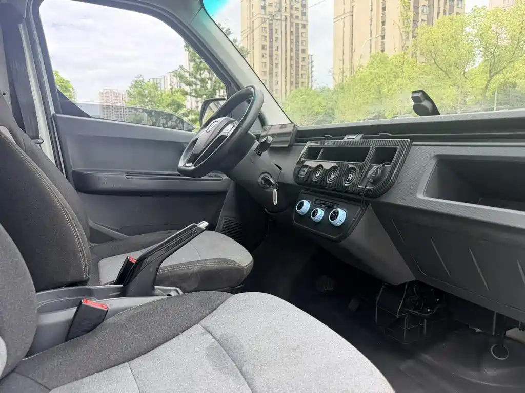 Farizon V 2022 V6E Premium 38.7kWh
