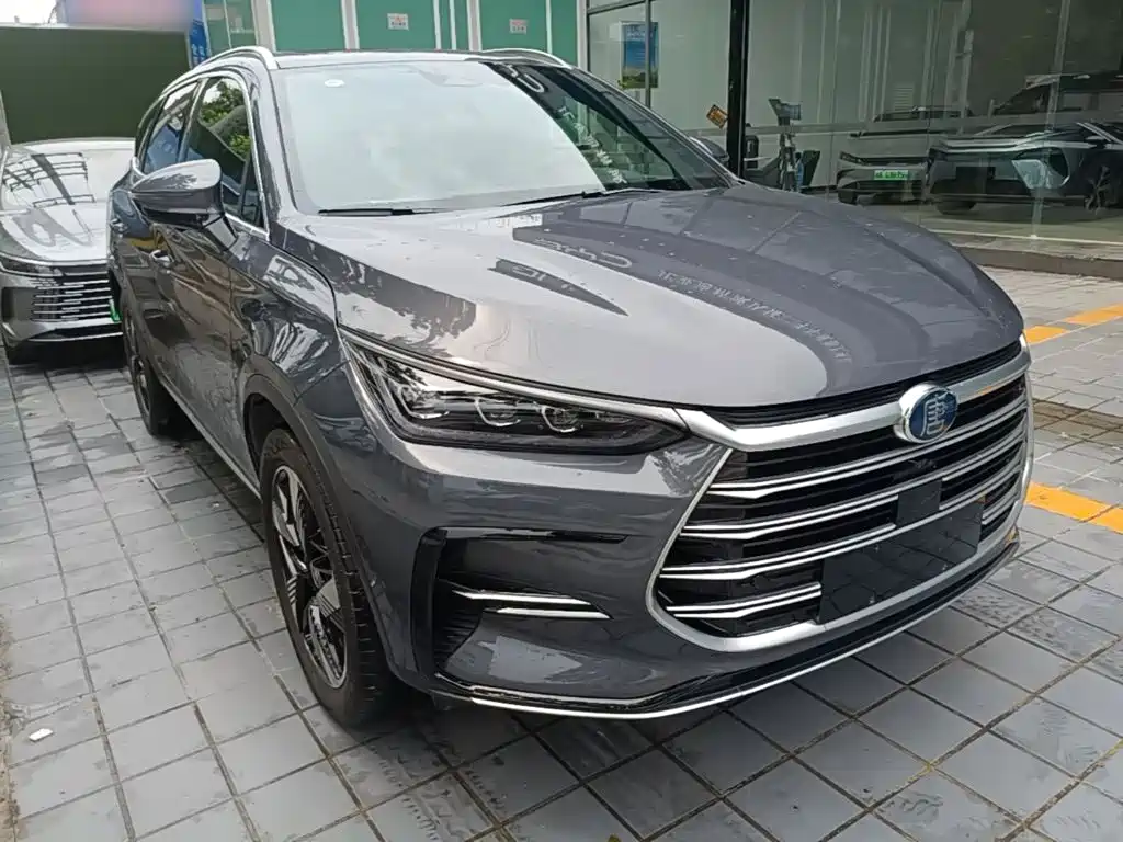 BYD Tang 2023 DM-i Champion 112KM Premium