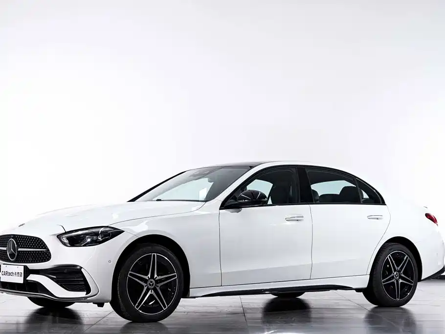 Mercedes-Benz C-Class — миниатюра 2