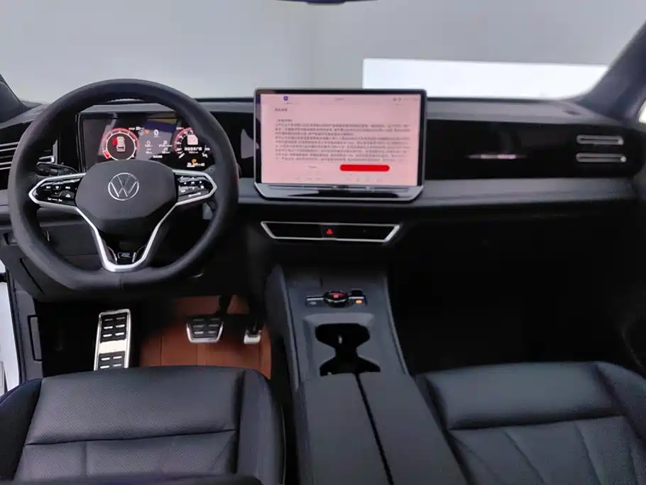 Volkswagen Tiguan L — миниатюра 12