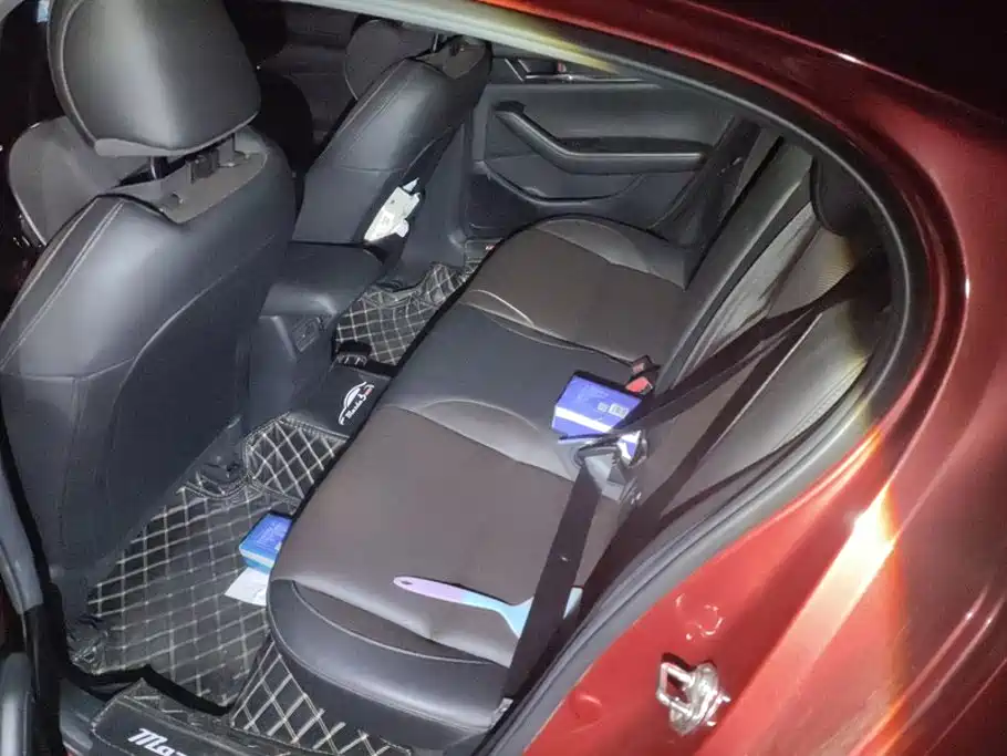 Mazda 3 Axela — миниатюра 11
