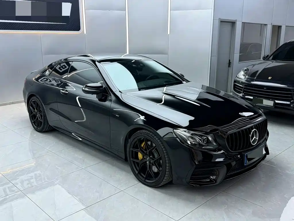 Mercedes-Benz E-Class AMG — миниатюра 2