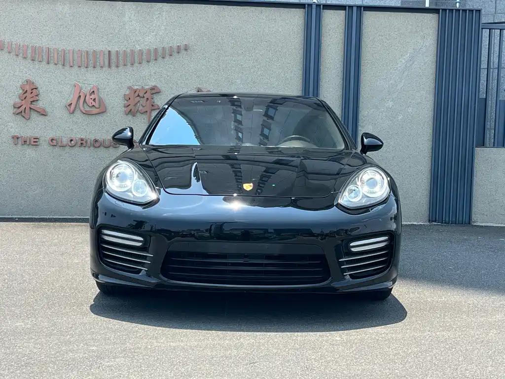 Porsche Panamera — миниатюра 2