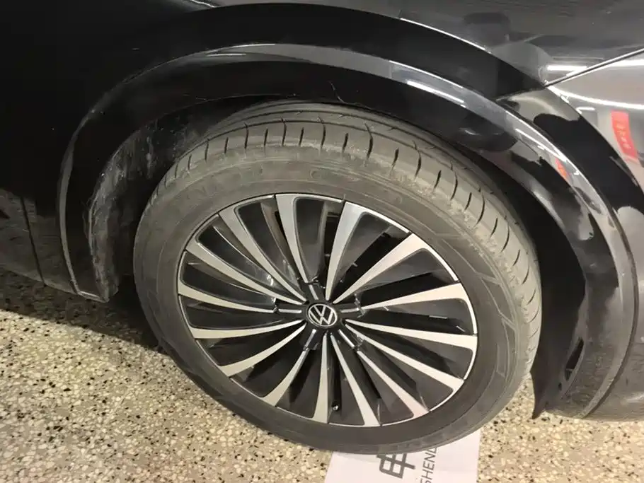 Volkswagen Viloran 2024 380TSI Luxury