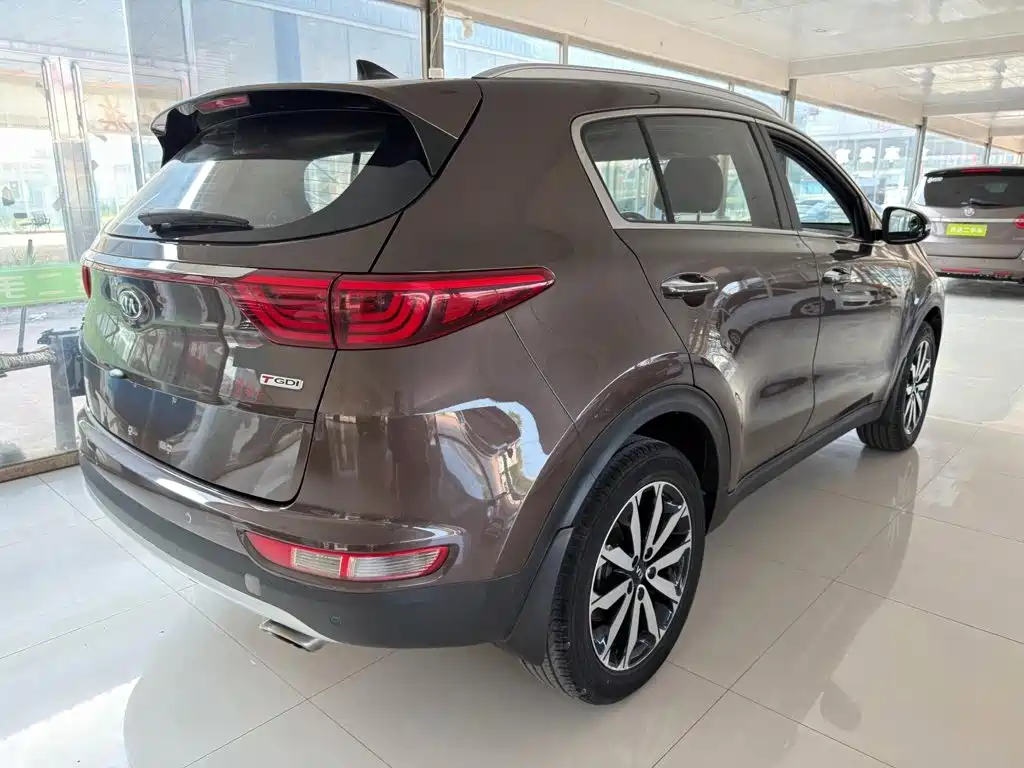 Kia KX5 2016 1.6T AT DLX