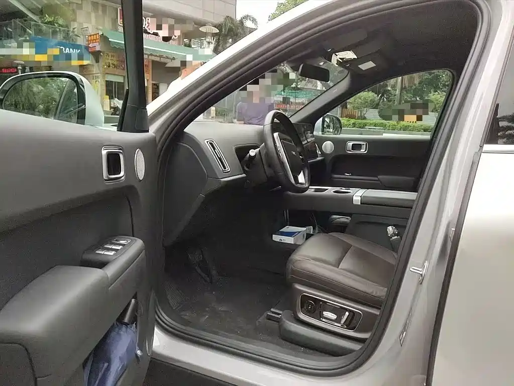 Li Auto Li L8 — миниатюра 6