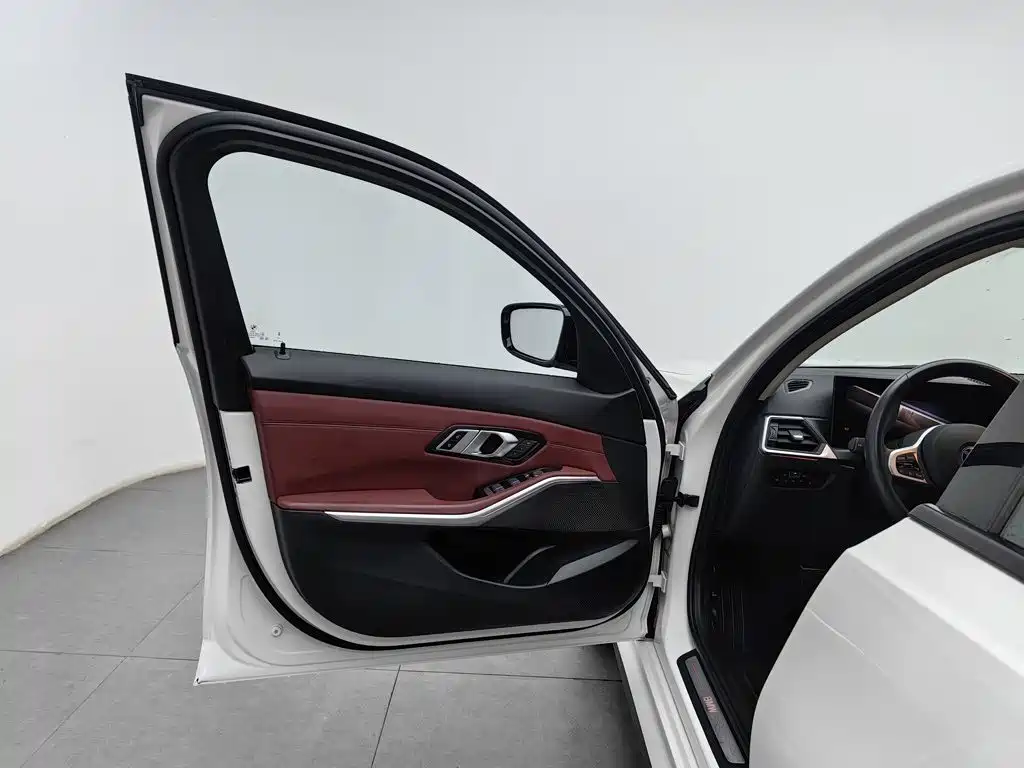 BMW i3 — миниатюра 8