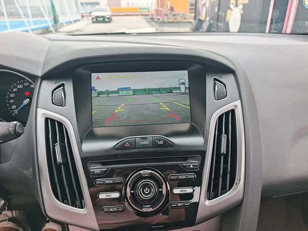 Ford Focus — миниатюра 14