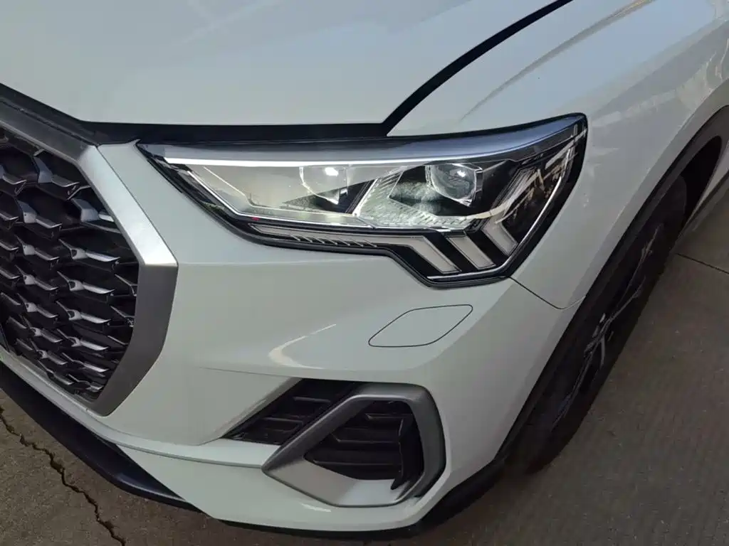 Audi Q3 Sportback — миниатюра 24