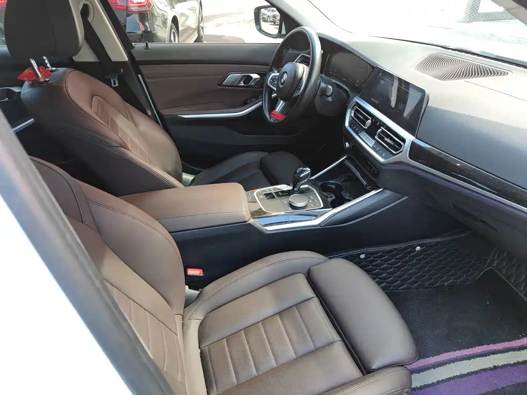 BMW 3 Series — миниатюра 3
